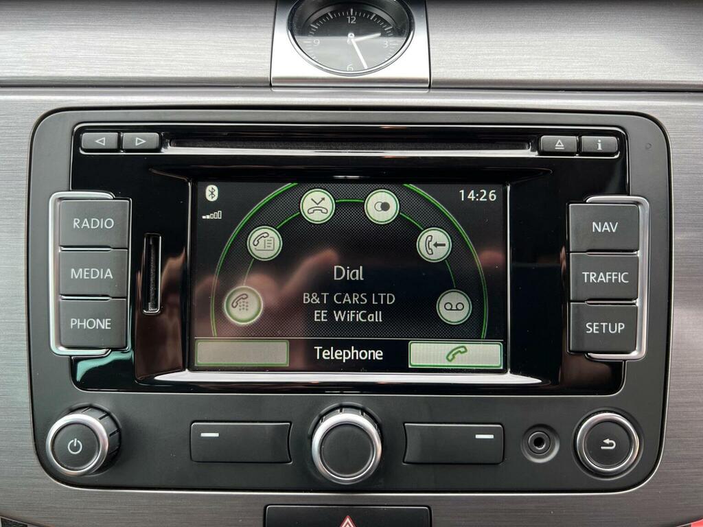Volkswagen Passat 2.0 Executive Tdi Bluemotion Technology Dsg 139 Silver #20