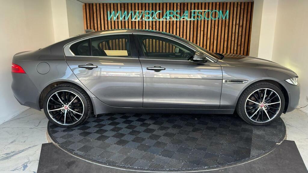 Jaguar XE 2.0D Portfolio Awd Euro 6 Ss Grey #6