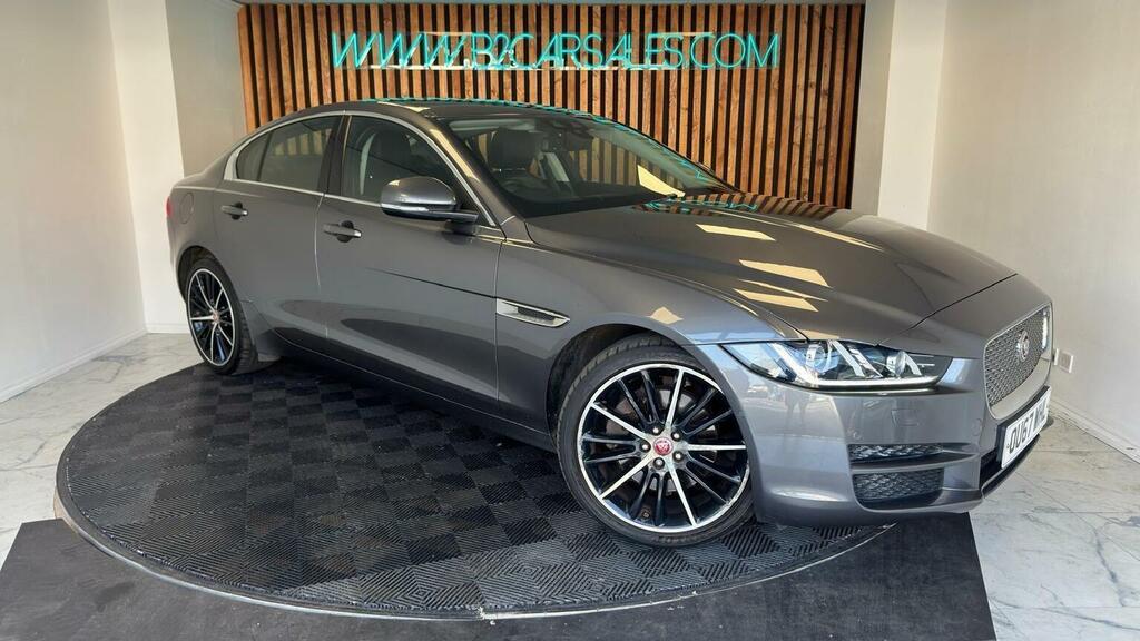 Jaguar XE 2.0D Portfolio Awd Euro 6 Ss Grey