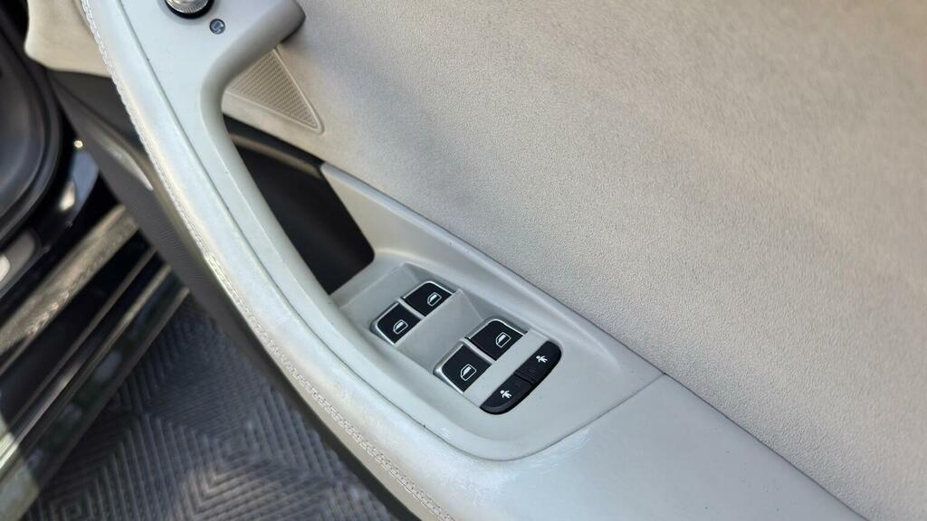 Audi A6 Saloon A6 S Line Black Edition Tdi Quattro S-a White #62