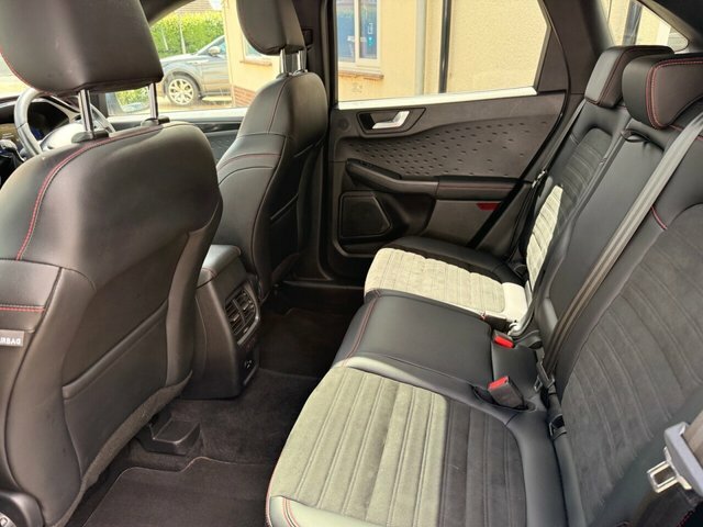 Ford Kuga 2.5 Phev Black Package Edition Cvt White #57