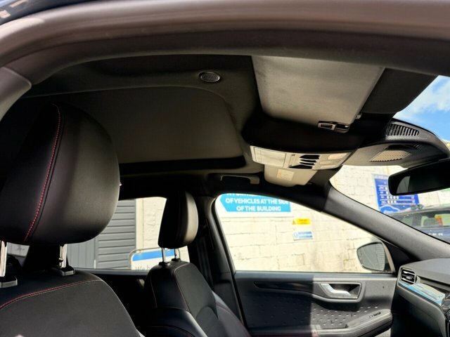 Ford Kuga 2.5 Phev Black Package Edition Cvt White #30