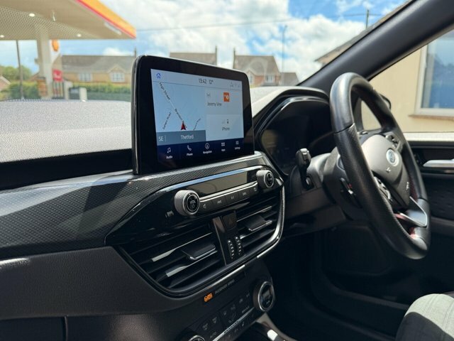 Ford Kuga 2.5 Phev Black Package Edition Cvt White #50