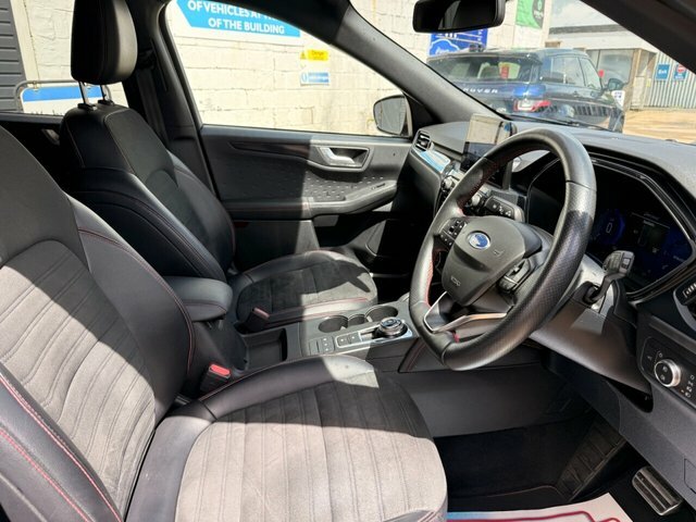 Ford Kuga 2.5 Phev Black Package Edition Cvt White #29