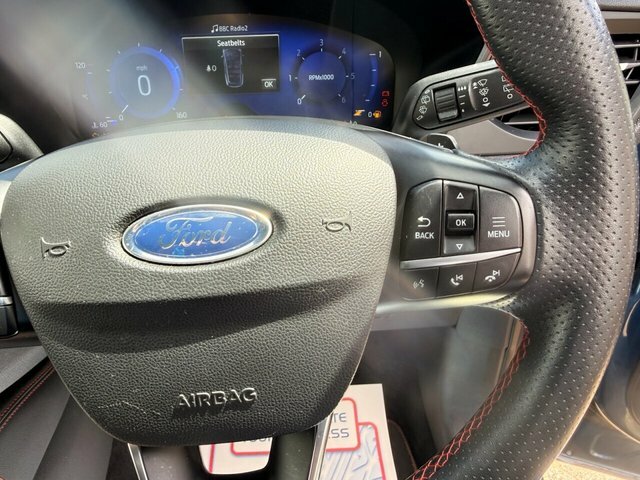 Ford Kuga 2.5 Phev Black Package Edition Cvt White #36