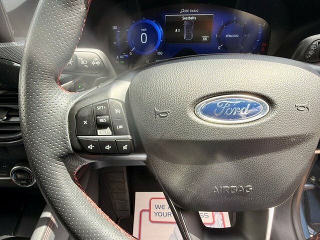 Ford Kuga 2.5 Phev Black Package Edition Cvt White #35