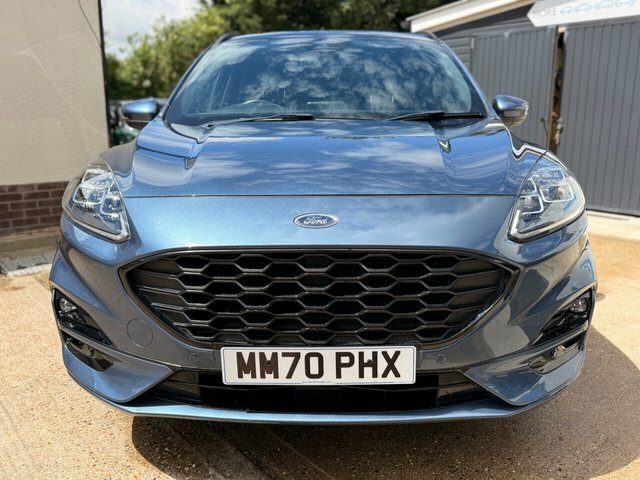 Ford Kuga 2.5 Phev Black Package Edition Cvt White #2