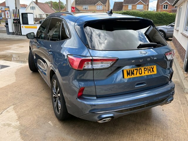 Ford Kuga 2.5 Phev Black Package Edition Cvt White #17