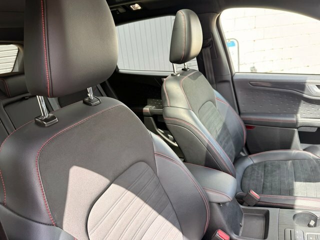 Ford Kuga 2.5 Phev Black Package Edition Cvt White #58