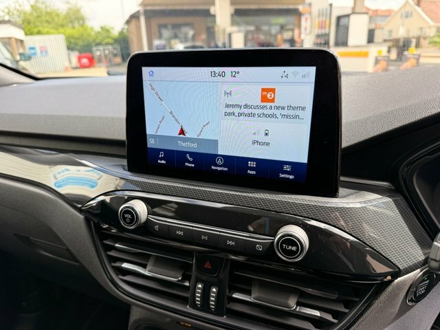 Ford Kuga 2.5 Phev Black Package Edition Cvt White #38