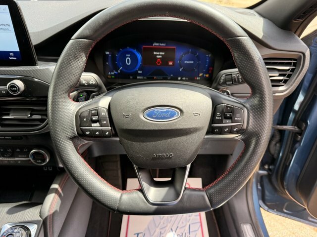 Ford Kuga 2.5 Phev Black Package Edition Cvt White #34