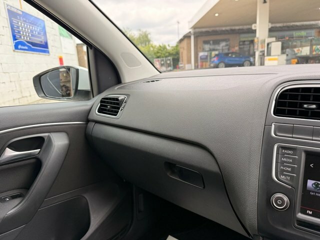 Volkswagen Polo Hatchback Silver #31