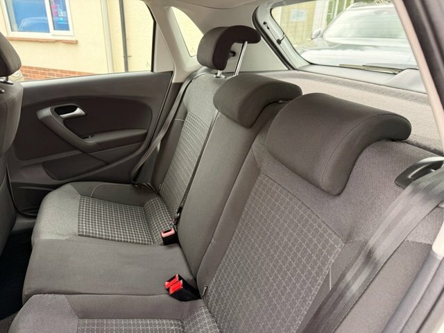 Volkswagen Polo Hatchback Silver #36