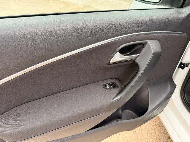 Volkswagen Polo Hatchback Silver #40