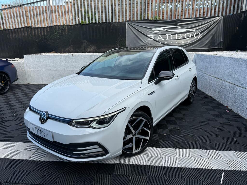 Volkswagen Golf Style White