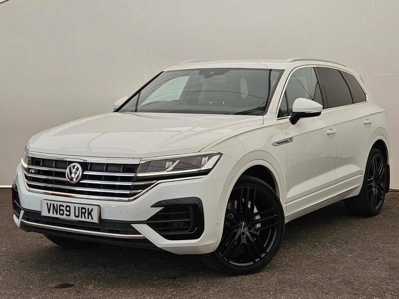 Volkswagen Touareg 3.0 V6 Tsi 4Motion R-line Tip White #4