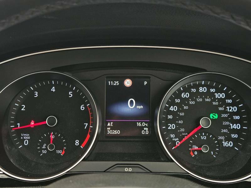 Volkswagen Passat 2.0 Bitdi 240 R-line Edition 4Motion Dsg Grey #11