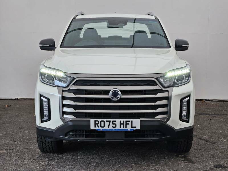 SsangYong Musso 2.2 Double Cab Pick Up Saracen White #3