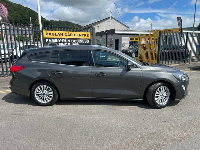 Ford Focus 1.0T Ecoboost Mhev Titanium Edition Estate Pet CU70KFF Grey #2