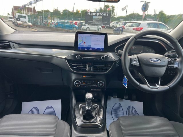 Ford Focus 1.0T Ecoboost Mhev Titanium Edition Estate Pet CU70KFF Grey #3