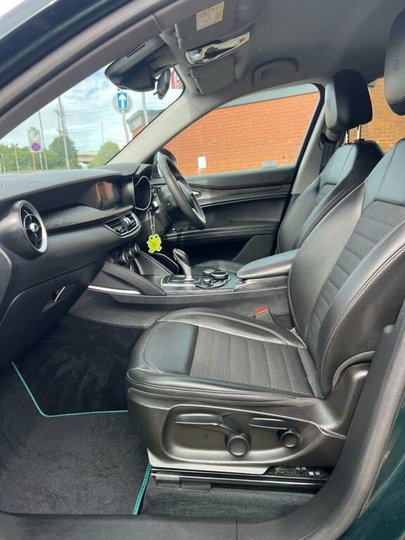 Alfa Romeo Stelvio Speciale Blue #24