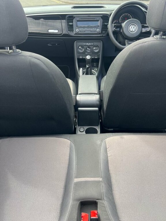 Volkswagen Beetle 1.6 Tdi Bluemotion Tech Cabriolet Manua Silver #6