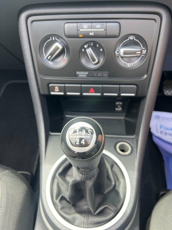 Volkswagen Beetle Design Tdi Bluemotion Technology Red #30