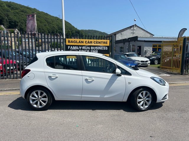 Vauxhall Corsa 1.4I Ecotec Energy Hatchback Eur CE18OVZ White #2