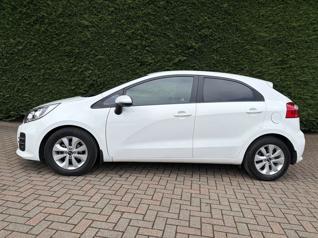 Kia RIO 1.3 Ecodynamics Se White #5