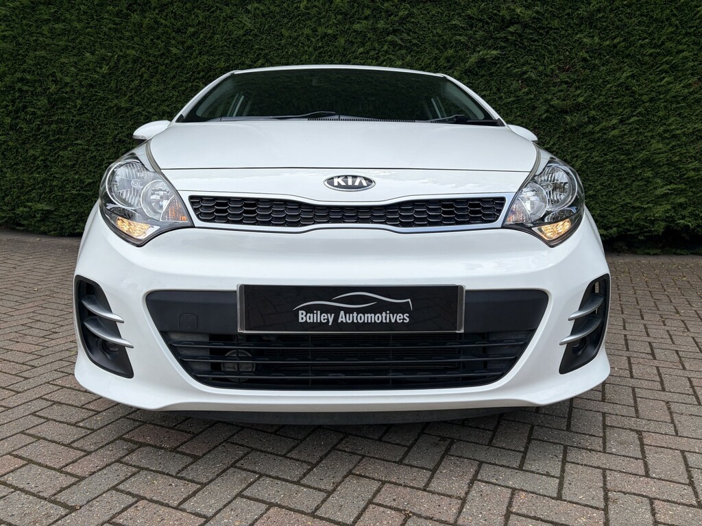 Kia RIO Hatchback Red #7
