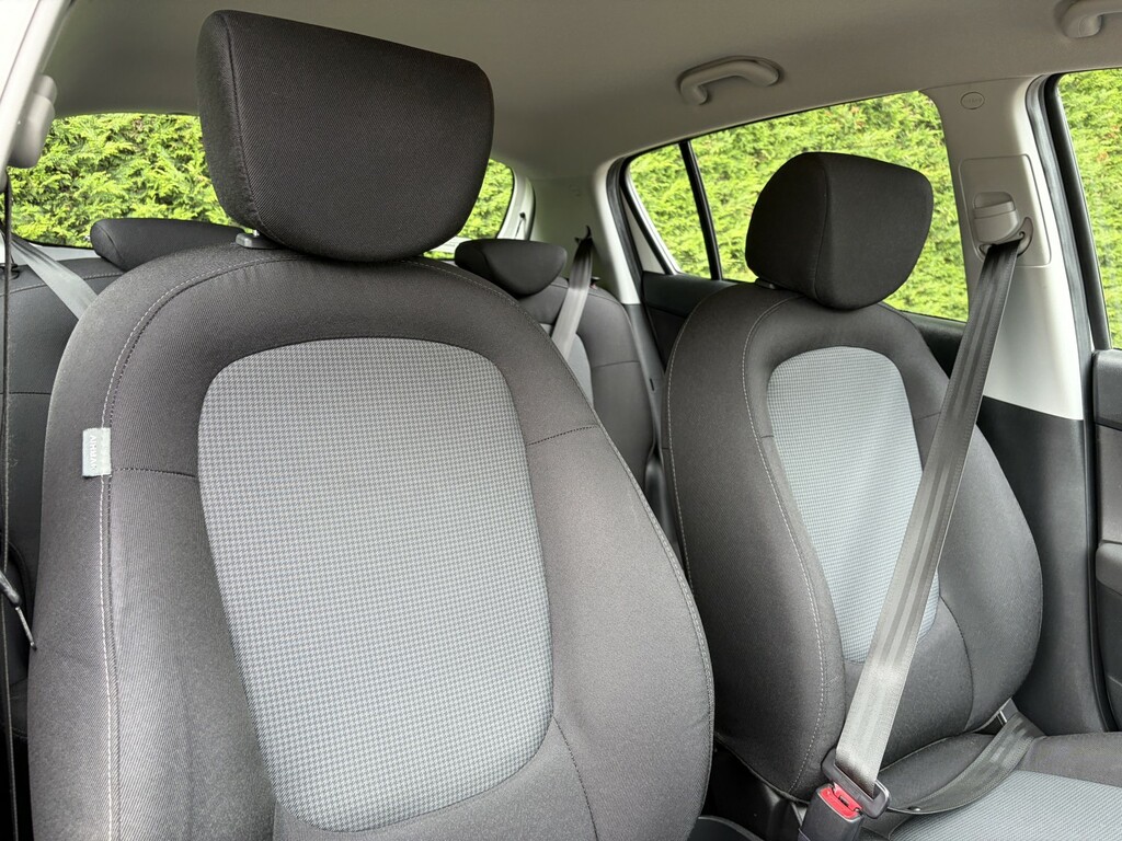 Hyundai I20 1.2 Active White #19