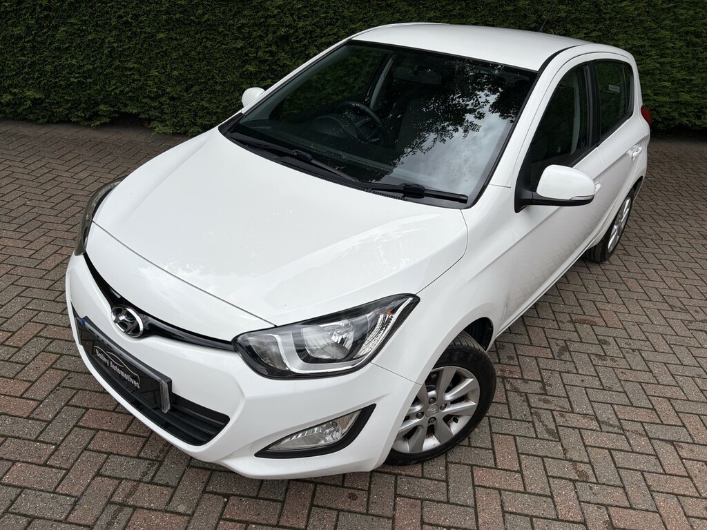 Hyundai I20 1.2 Active White #3