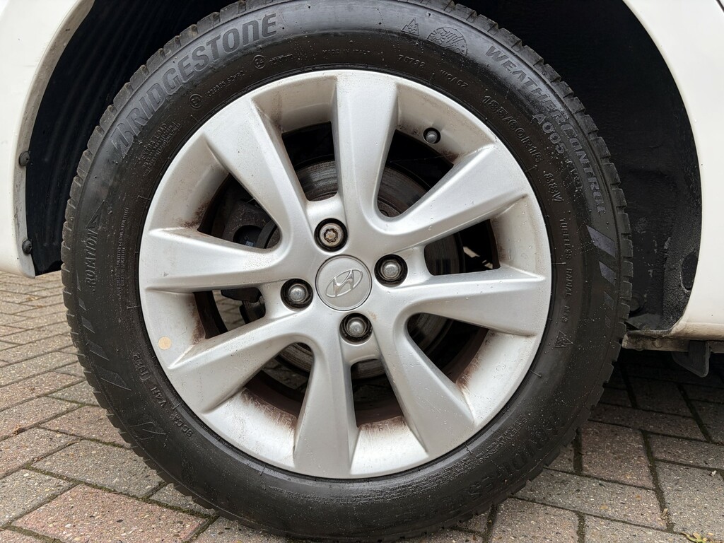 Hyundai I20 1.2 Active White #37