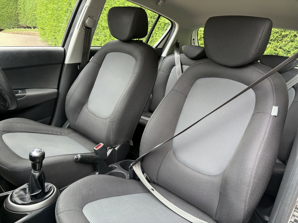 Hyundai I20 1.2 Active White #21