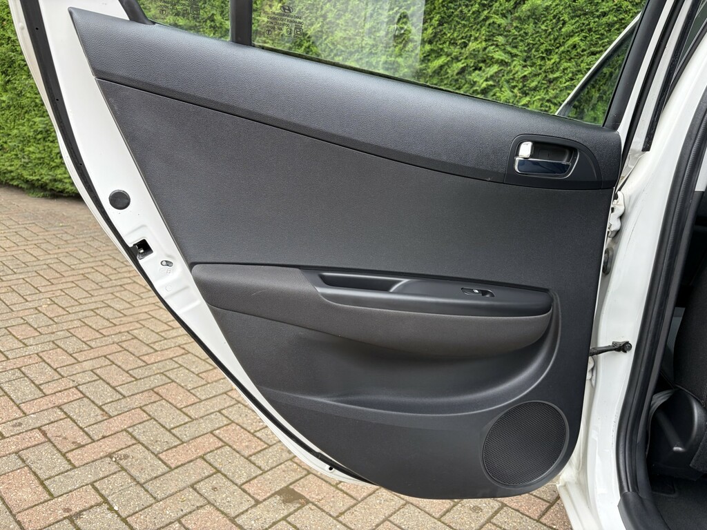 Hyundai I20 1.2 Active White #33