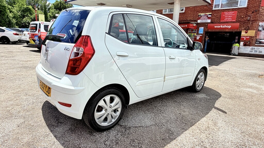 Hyundai I10 1.2 Active 2012 White #3