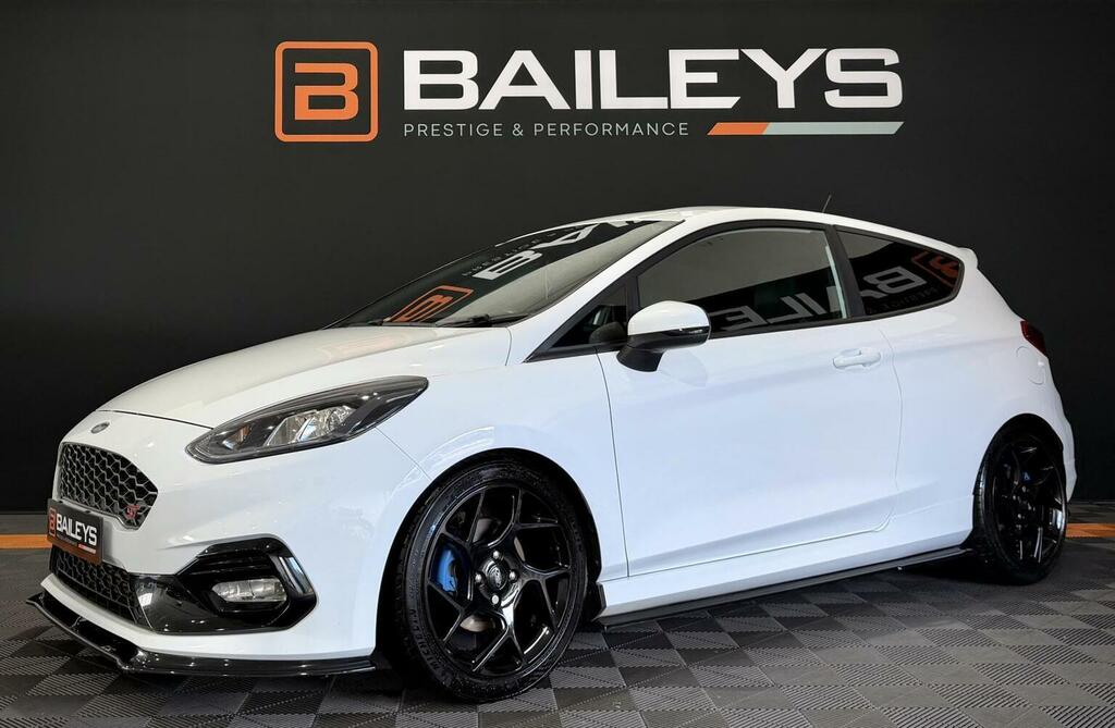 Ford Fiesta 1.5T Ecoboost St-2 Euro 6 Ss White