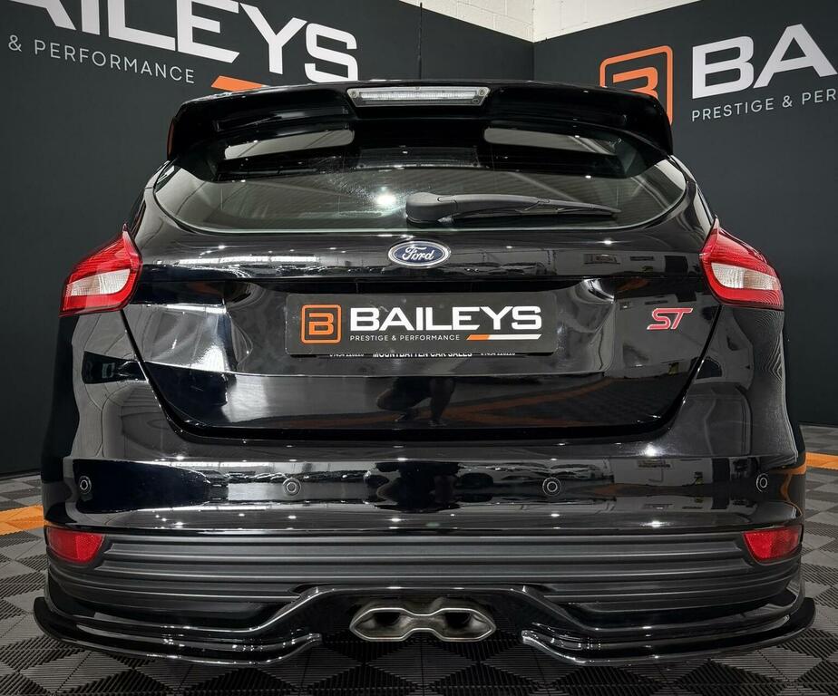 Ford Focus 2.0 Tdci St-3 Euro 6 Ss 201616 MF16YFJ Black #3