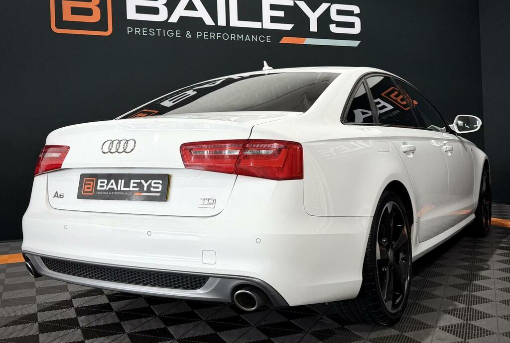 Audi A6 Saloon Tdi Ultra Black Edition Black #10