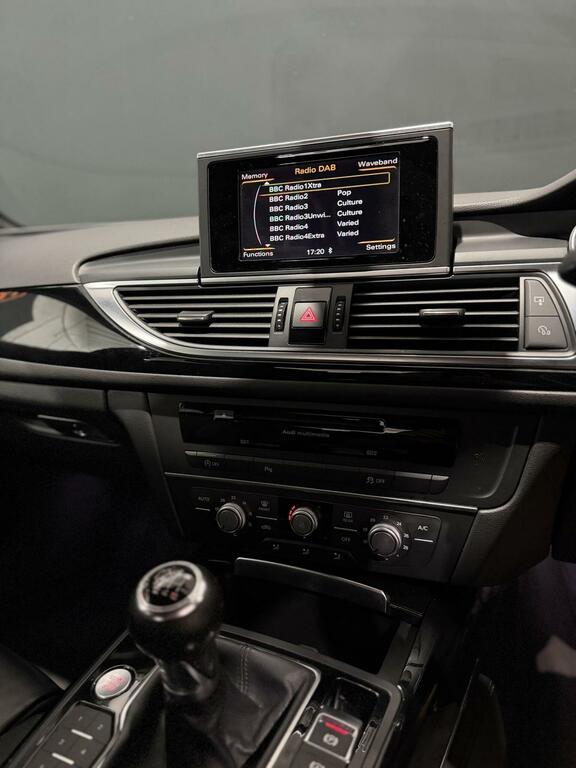 Audi A6 Saloon Tdi Ultra Black Edition Black #30
