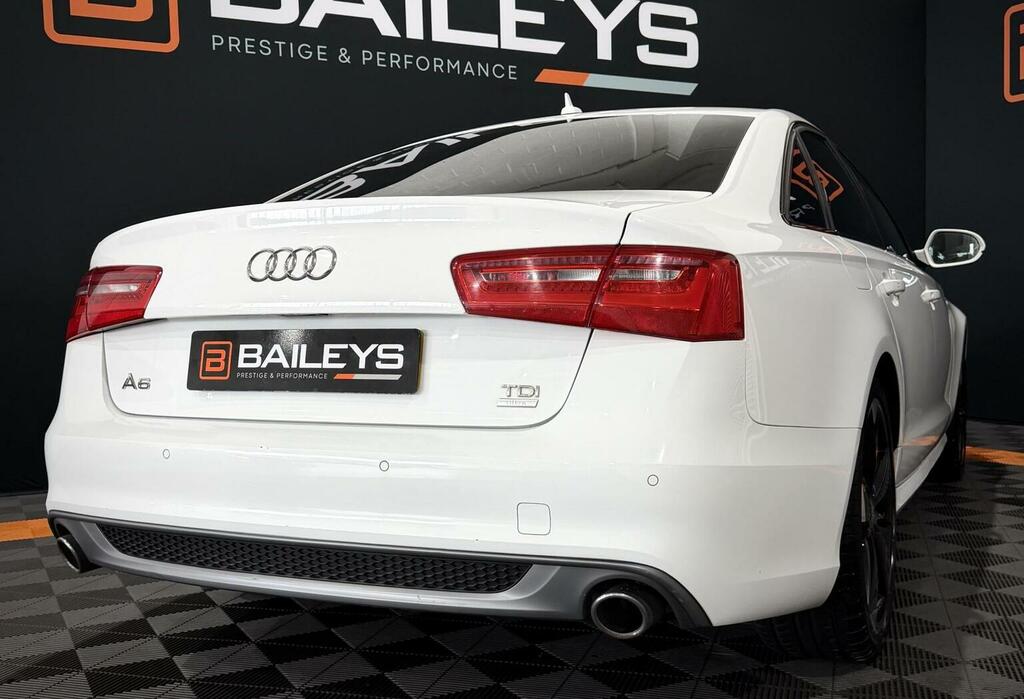 Audi A6 Saloon Tdi Ultra Black Edition Black #13