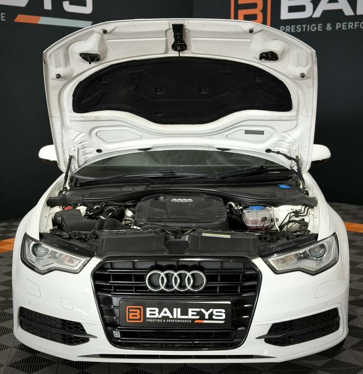 Audi A6 Saloon Tdi Ultra Black Edition Black #21