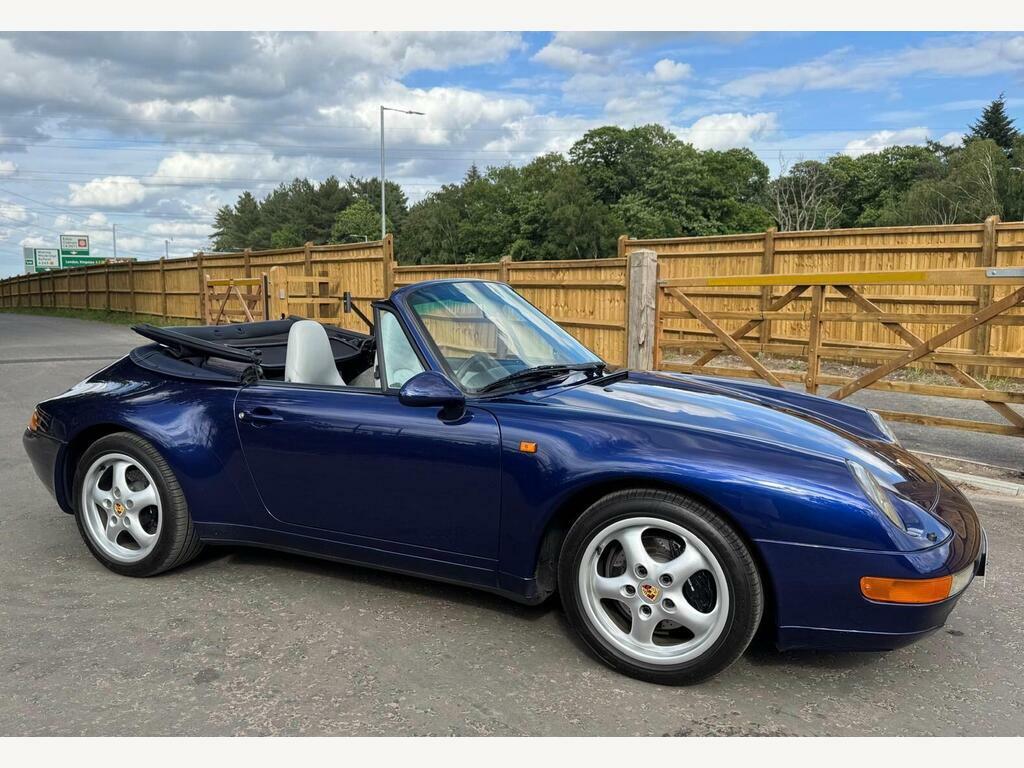 Porsche 911 3.6 993 Carrera Cabriolet Blue