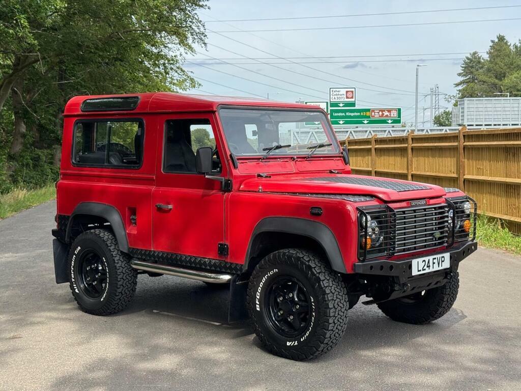 Land Rover Defender 90 Suv Red