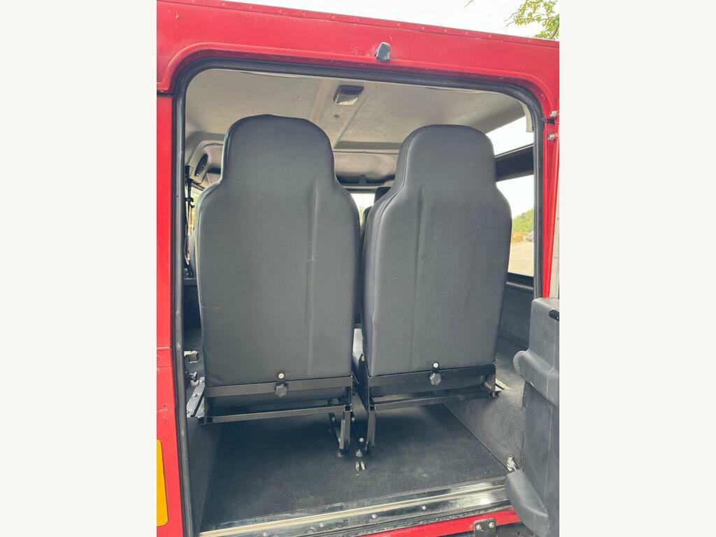 Land Rover Defender 90 Suv Red #4