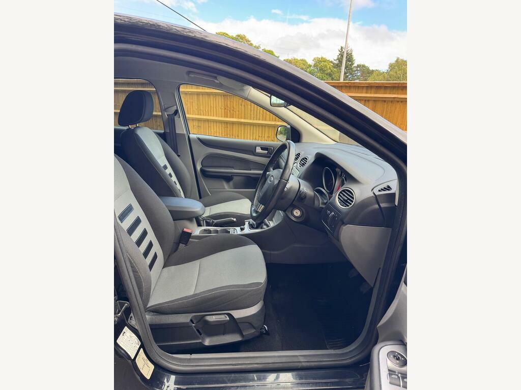 Ford Focus 1.6 Zetec 100 Bhp Mot 22062024 Silver #3