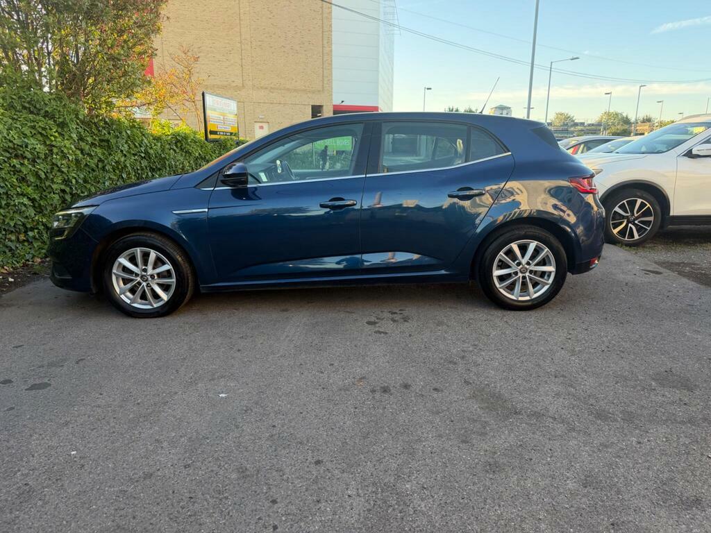 Renault Megane 1.5 Dci Dynamique Nav Red #8