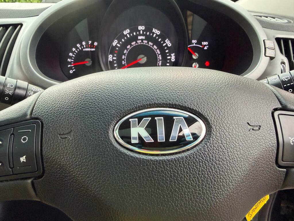 Kia Sportage 1.7 Crdi 3 Sat Black #11