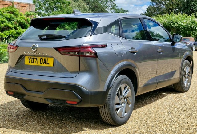 Nissan Qashqai 1.3 Dig-t Mhev Acenta YD71OAL Grey #3