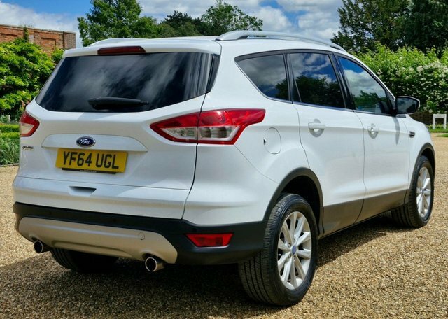 Ford Kuga 2.0 Tdci Titanium Suv YF64UGL White #3